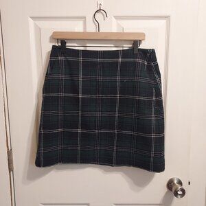 Plain mini skirt